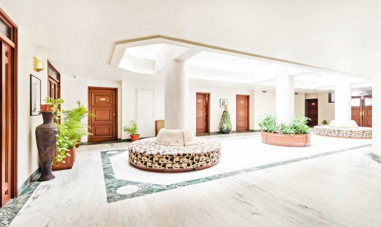 Hotel Crown Palace إندور المظهر الخارجي الصورة